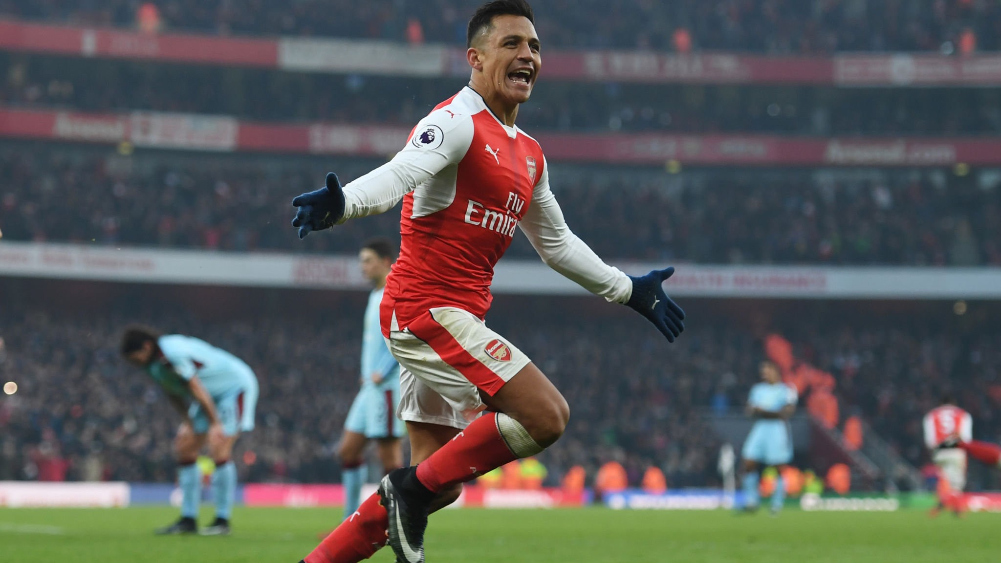 Chuyển nhượng Anh 03/08: Mourinho đòi thêm 3 tân binh; Xong tương lai Sanchez? - Bóng Đá