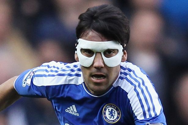 Với Pedro, Chelsea sở hữu đủ đội quân 'Zorro' đeo mặt nạ - Bóng Đá