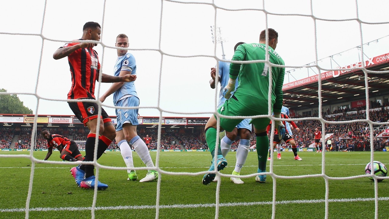 Đội hình tệ nhất vòng 36 NHA: Thất vọng M.U, Liverpool - Bóng Đá