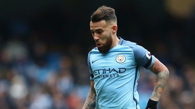 Đội hình tệ nhất vòng 35 NHA: Arsenal, Everton thống trị - Bóng Đá