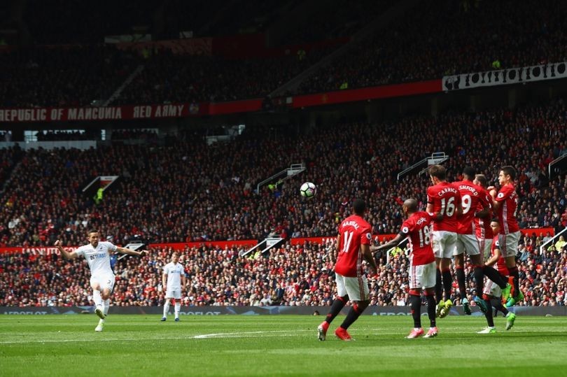 5 điểm nhấn Man Utd 1-1 Swansea: Quỷ đỏ bị ám - Bóng Đá