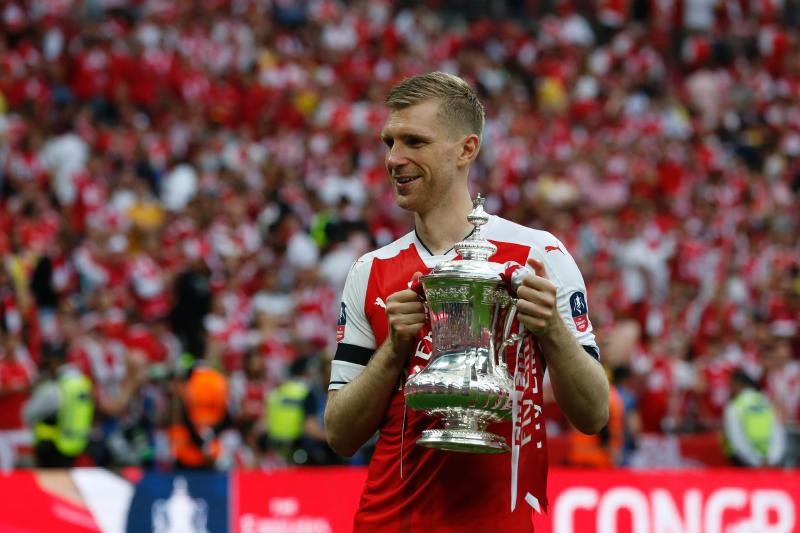Điểm nhấn Arsenal mùa 2016/17: Từ nỗi thất vọng Top 4 tới kỷ lục FA Cup - Bóng Đá