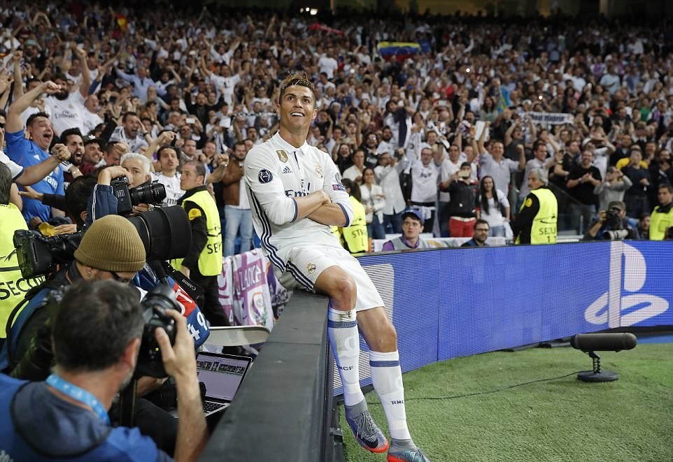 '50 sắc thái' Ronaldo & Cơn ác mộng của Atletico Madrid - Bóng Đá