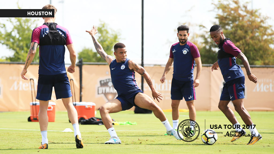 Thất bại trước M.U, Man City vùi đầu vào tập luyện - Bóng Đá