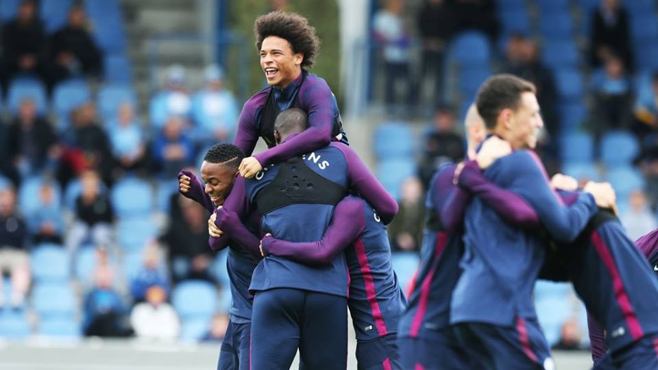 Chùm ảnh: Buổi tập của Man City - Bóng Đá