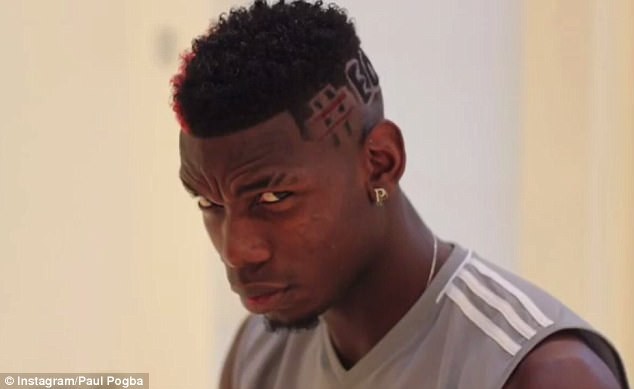 Pogba khoe tóc mới cực chất, Mata trình làng áo M.U cổ điển - Bóng Đá