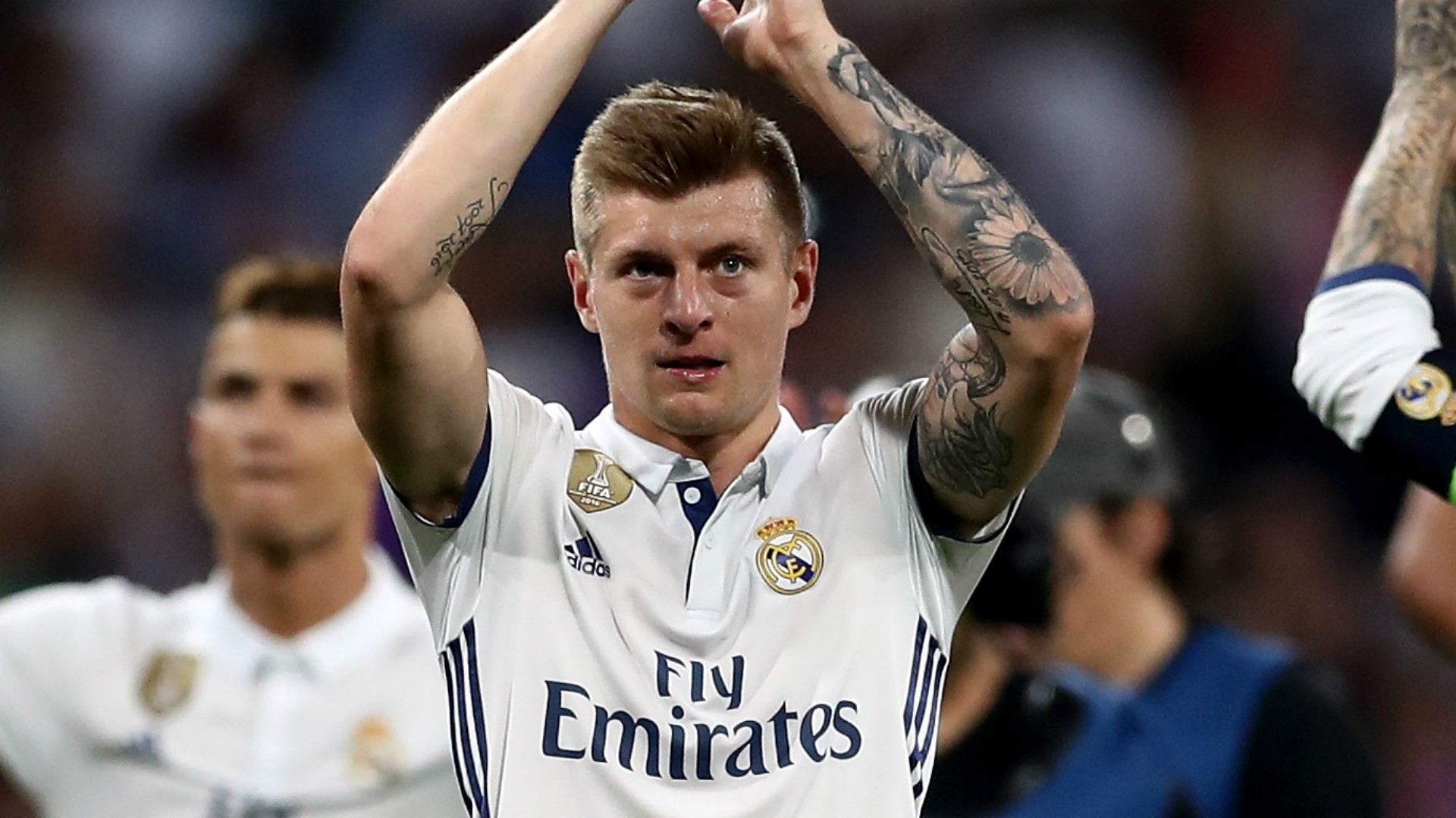 James Rodriguez ra đi, ai tiếp quản chiếc áo số 10 ở Real Madrid? - Bóng Đá