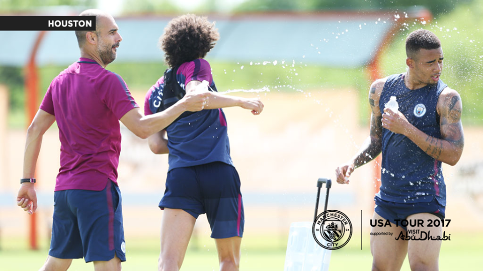 Thất bại trước M.U, Man City vùi đầu vào tập luyện - Bóng Đá