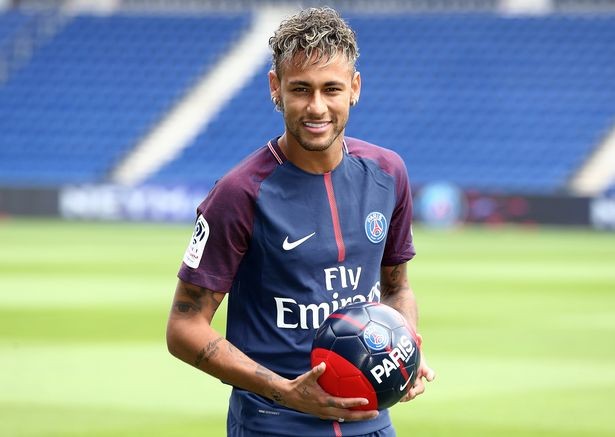 Vừa ra mắt PSG, Neymar liền xỏ giày ra sân tập - Bóng Đá