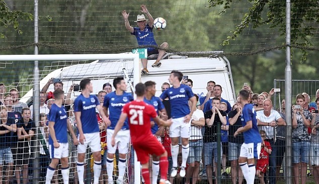 FC Twente 0-3 Everton: Đồng đội thay Rooney lập 3 siêu phẩm - Bóng Đá