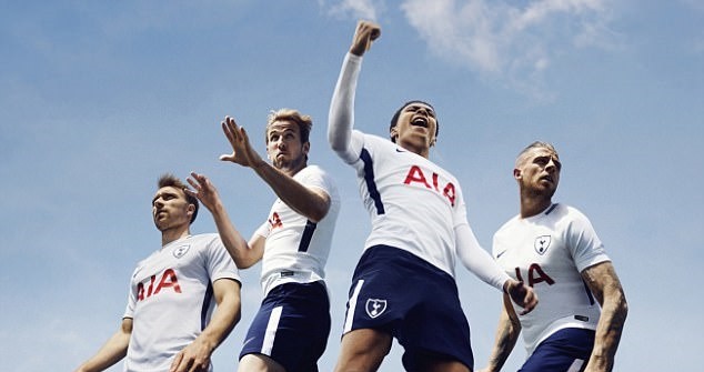 Tottenham tung mẫu áo mùa 2017/18 cực nhất bên 'người tình mới' - Bóng Đá