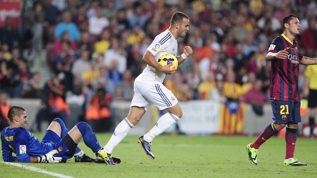 Jese Rodriguez rạng rỡ ra mắt Stoke City - Bóng Đá