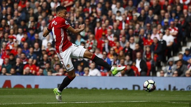 Đội hình tệ nhất vòng 35 NHA: Arsenal, Everton thống trị - Bóng Đá