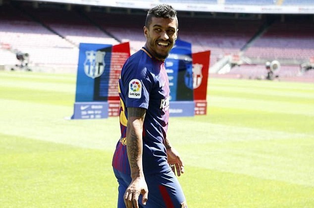 NHM vắng bóng trong ngày Paulinho ra mắt Barca - Bóng Đá