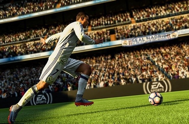 'Cha nào con nấy', Ronaldo khoe tóc đôi với con trai cực chất - Bóng Đá