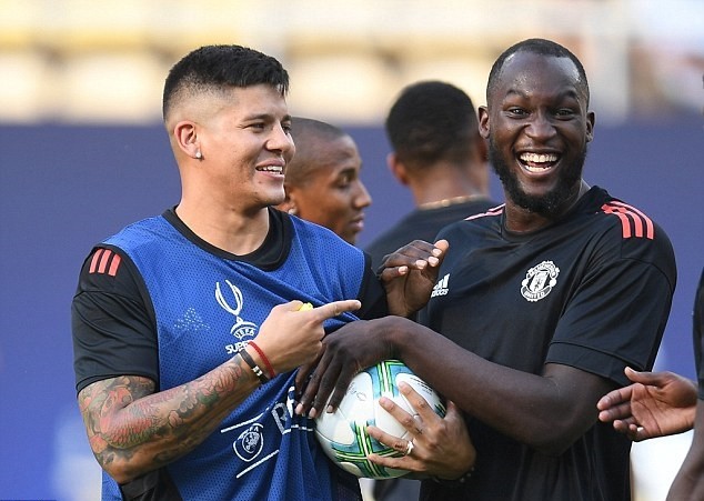 Man Utd lao đầu vào tập luyện, quyết đoạt Siêu cúp châu Âu - Bóng Đá