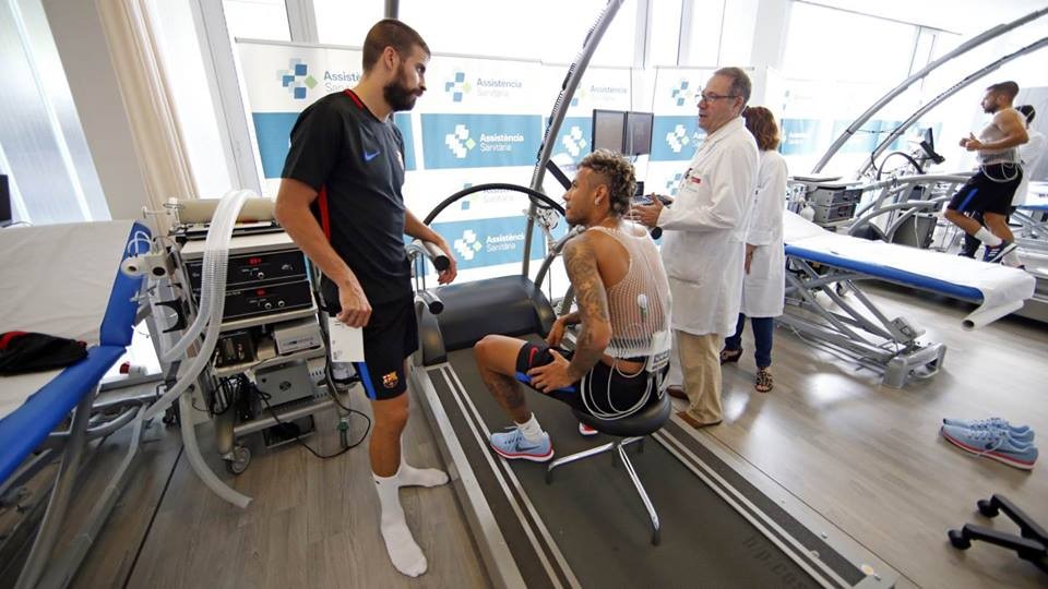 Messi & Neymar đồng loại trở lại, đại bản doanh Barca rộn ràng - Bóng Đá