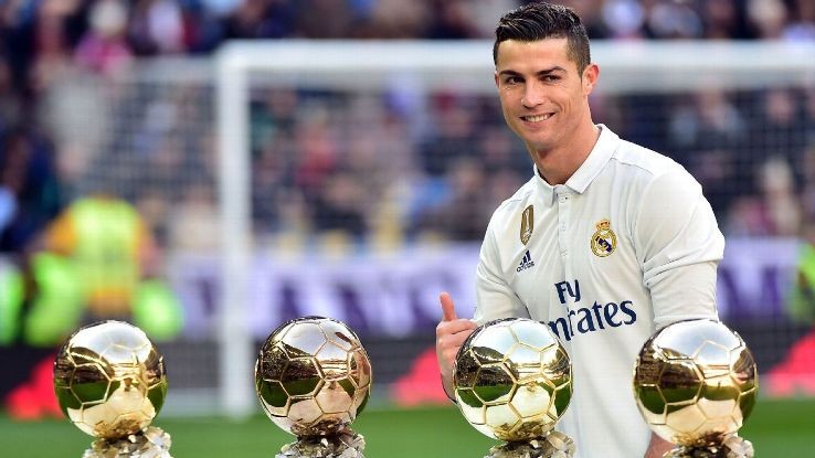 Chùm ảnh: 8 năm trước, Ronaldo rời M.U tới Real Madrid và phần còn lại là lịch sử - Bóng Đá