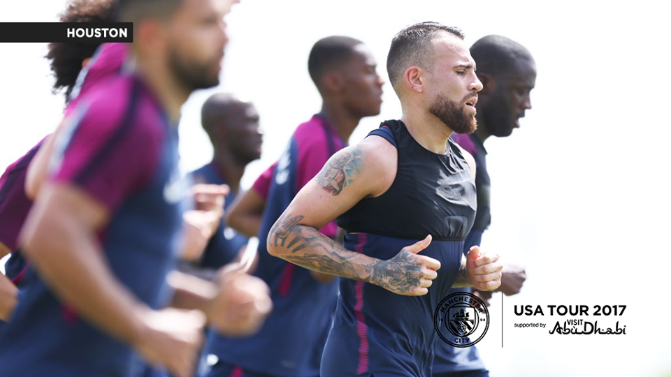Thất bại trước M.U, Man City vùi đầu vào tập luyện - Bóng Đá