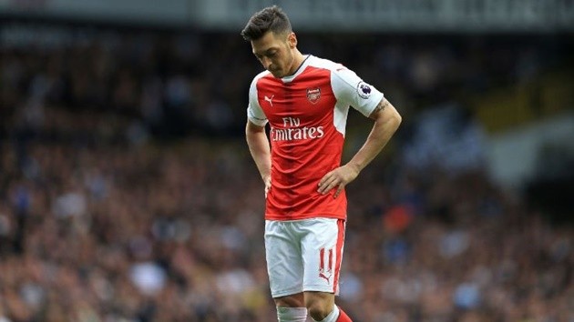 Đội hình tệ nhất vòng 35 NHA: Arsenal, Everton thống trị - Bóng Đá