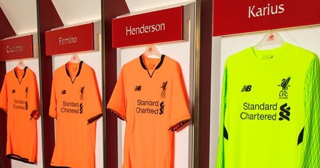Liverpool ra mắt áo đấu màu cam lạ lẫm - Bóng Đá