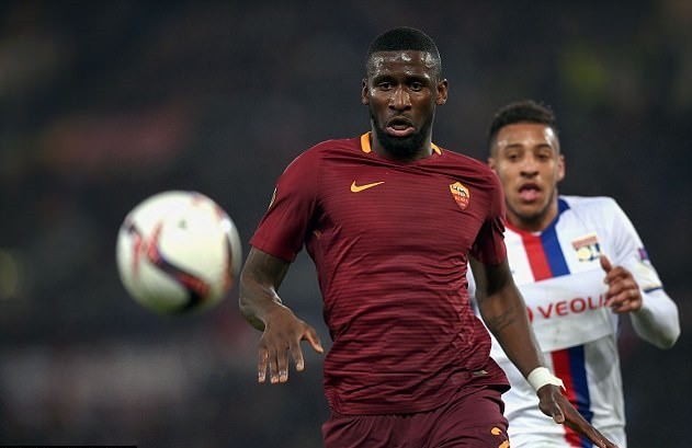 Tân binh 'xịn' Antonio Rudiger rạng rỡ ra mắt Chelsea - Bóng Đá