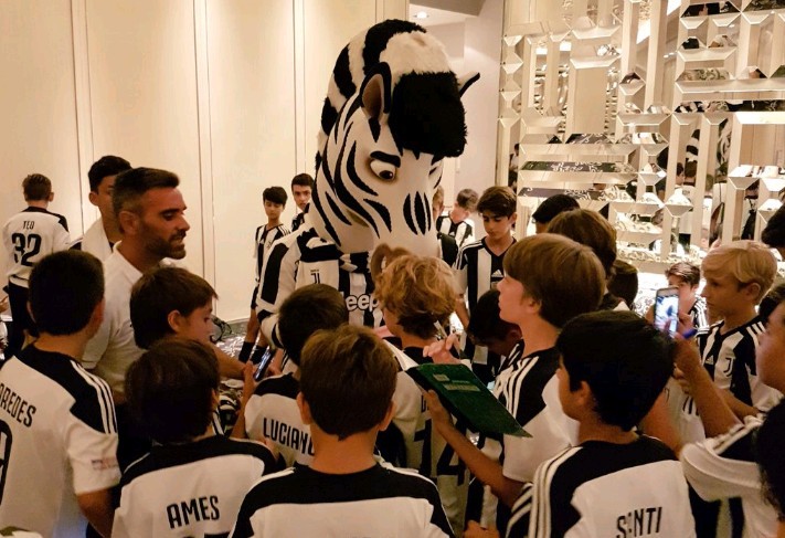 Ảnh Juve bay sang Miami - Bóng Đá