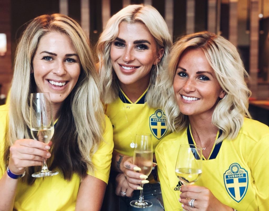 Josefin Lustig - Nàng WAGS nấm lùn ngầu cực đỉnh của Thụy Điển - Bóng Đá
