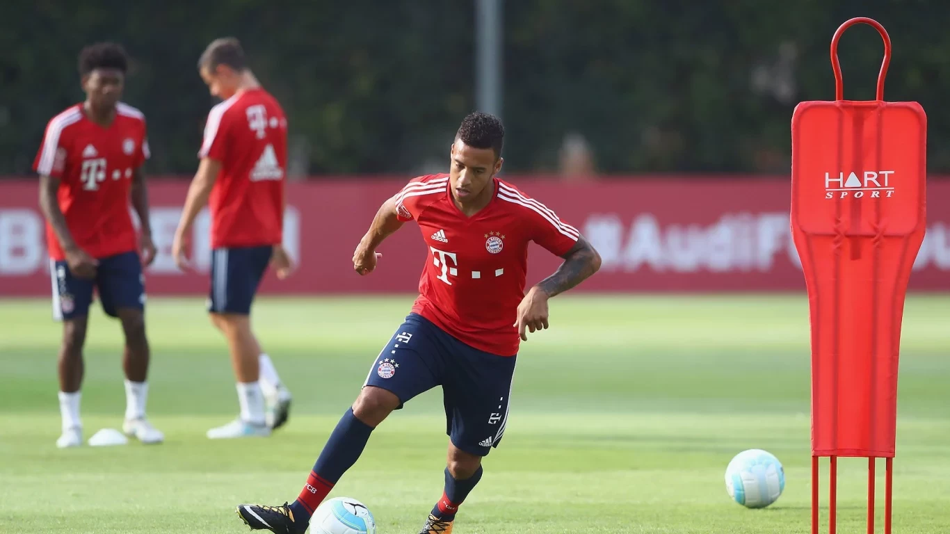 ảnh Bayern tập luyện tại Singapore - Bóng Đá
