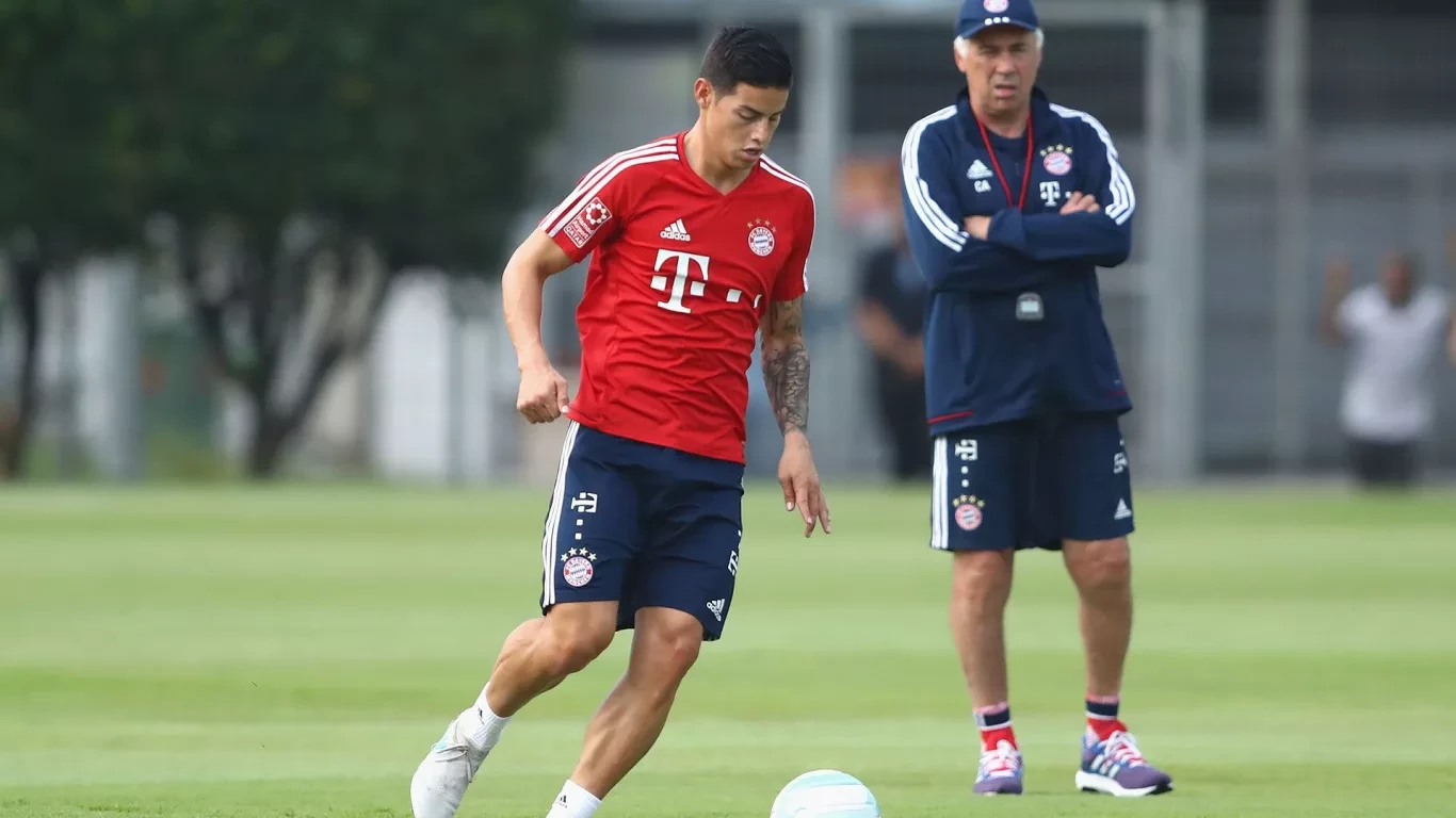 ảnh Bayern tập luyện tại Singapore - Bóng Đá