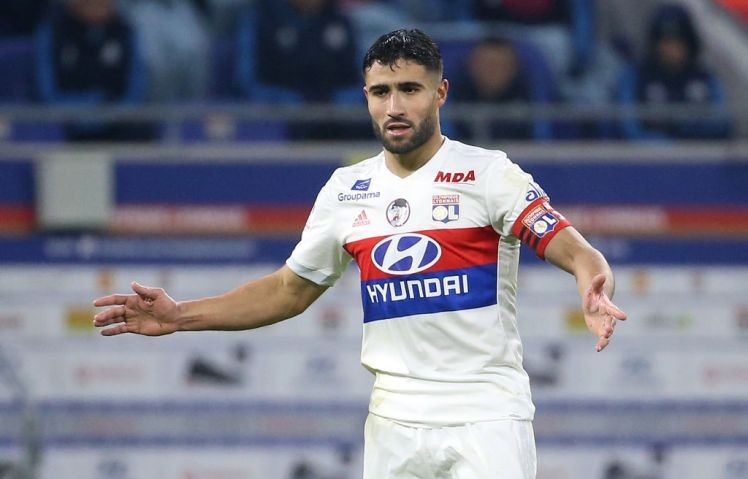 Arsenal nhận tin vui từ thủ quân Lyon - Bóng Đá