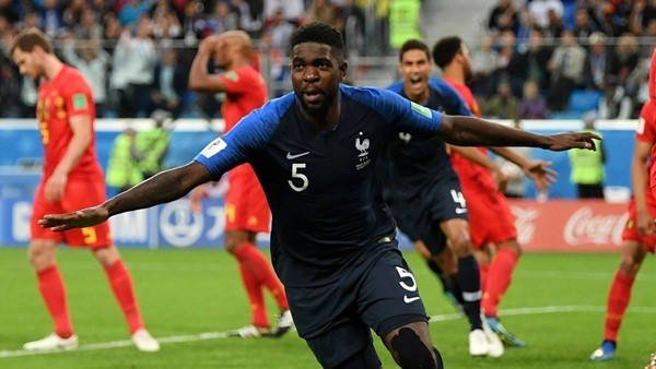 Fellaini – Umtiti và sau cú lắc đầu định mệnh - Bóng Đá