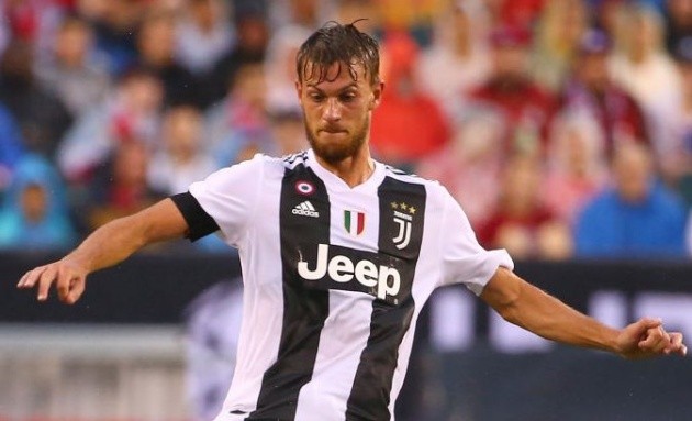 man utd bất ngờ theo đuổi rugani  - Bóng Đá