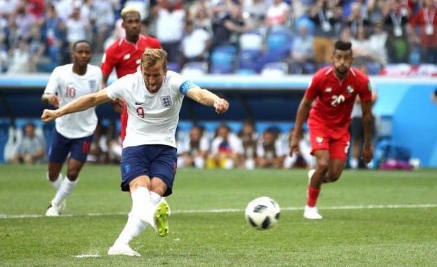 Gary Neville: 'Harry Kane là tiền đạo đẳng cấp thế giới' - Bóng Đá
