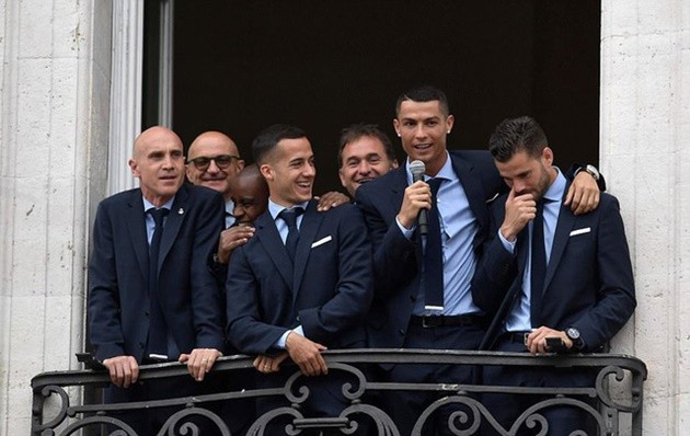 Chùm ảnh các cầu thủ Real Madrid ăn mừng - Bóng Đá
