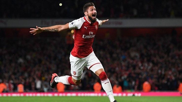 Người cũ cảnh báo Emery về quyết định loại Wilshere - Bóng Đá