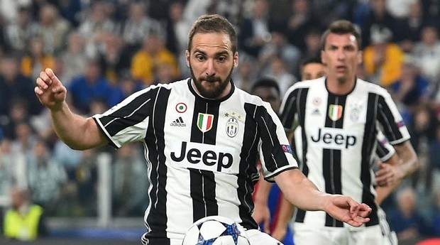 Higuain lo Juventus đi vào 'vết xe đổ' của PSG  - Bóng Đá