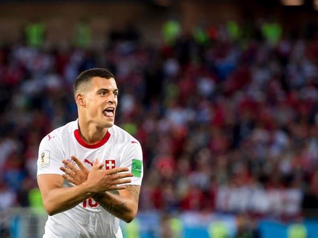 Với Shaqiri và Xhaka chiến thắng trước Serbia còn mang ý nghĩa quan trọng khác - Bóng Đá