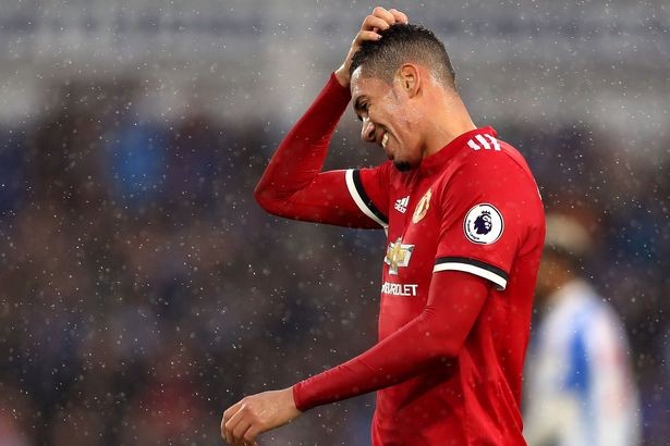 Man Utd đã nhắm cầu thủ này để thay Smalling - Bóng Đá