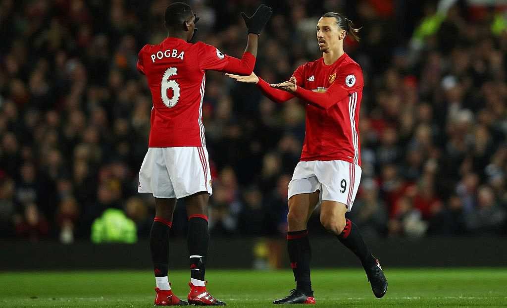 Bị M.U ngó lơ, Ibrahimovic được đồng đội an ủi - Bóng Đá