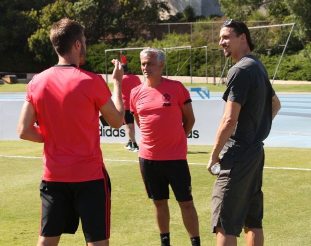 NÓNG: Ibra tiết lộ Man Utd sắp nổ 
