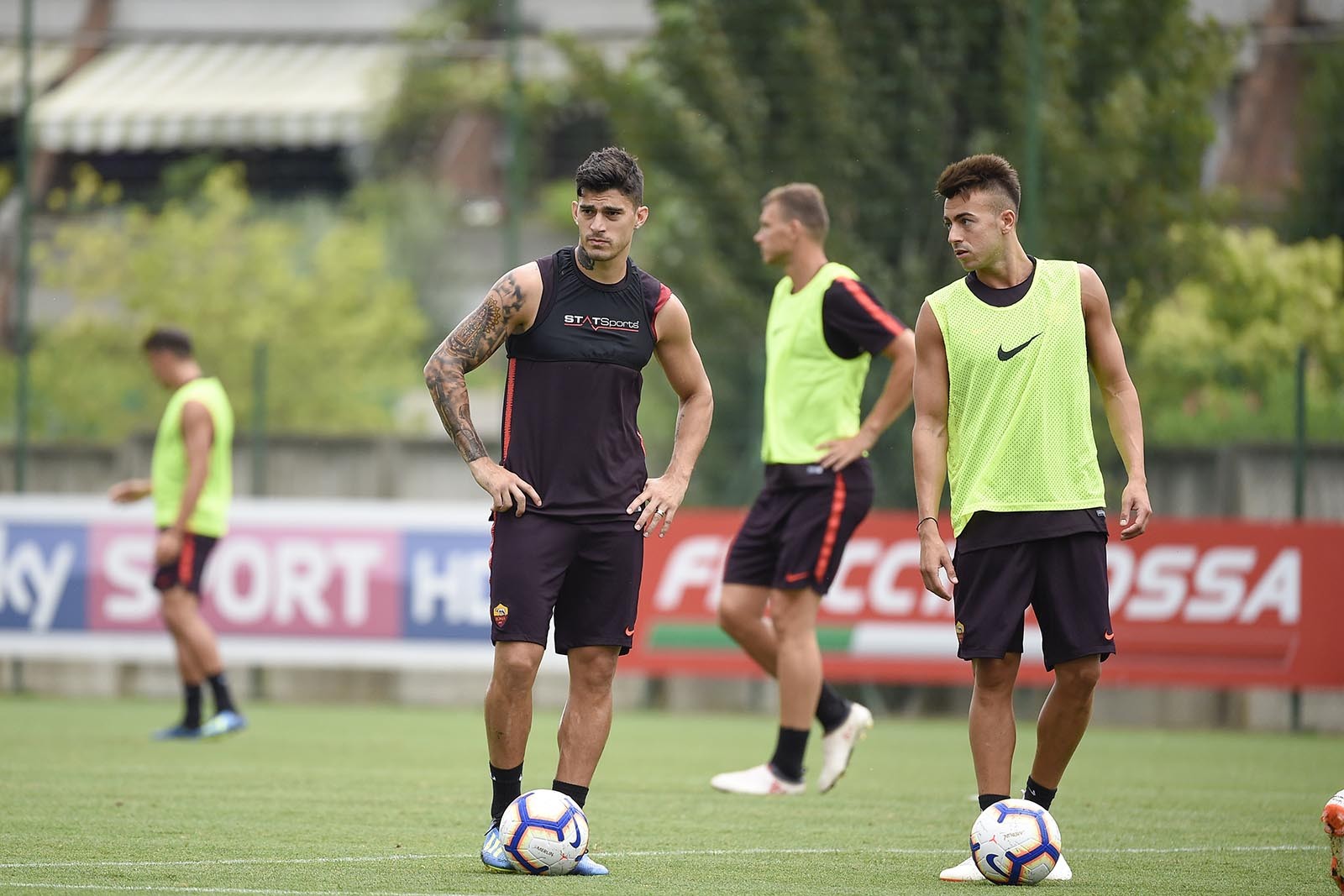 Dàn sao Roma rủ nhau khoe hình xăm 'cực chất' - Bóng Đá
