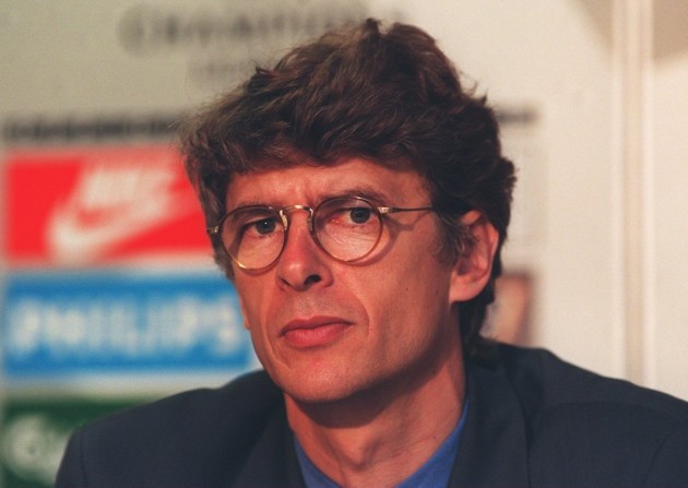 Top 5 bí mật đáng yêu hết cỡ của Giáo sư Wenger - Bóng Đá