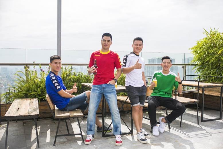 QUANG HẢI VÀ CÁC CẦU THỦ U23 VIỆT NAM CỔ VŨ ĐỘI BÓNG NÀO MÙA WORLD CUP? - Bóng Đá