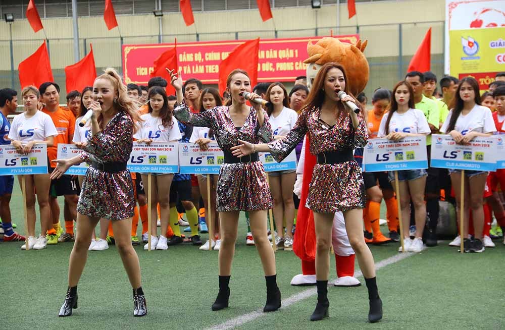 Khởi tranh giải hội nhà báo TP.HCM 2018: PTV Sài Gòn thắng tưng bừng ngày ra quân - Bóng Đá
