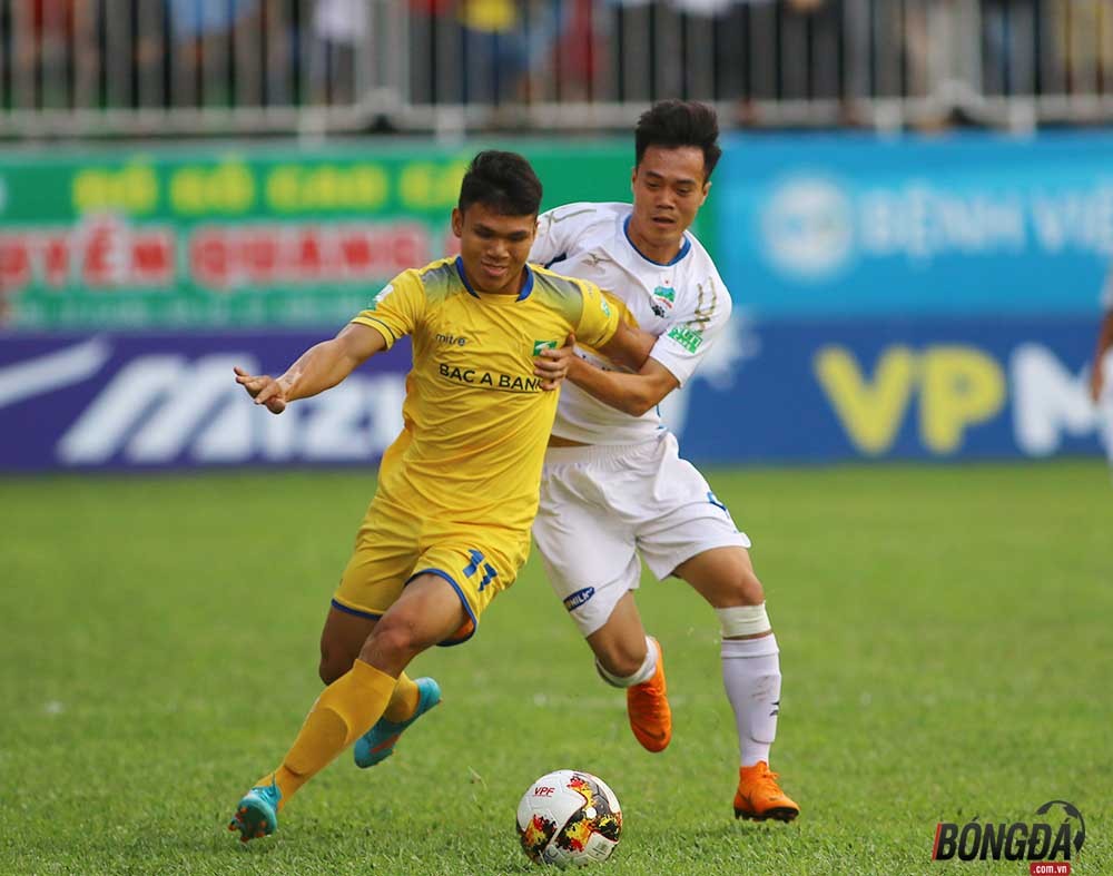 Vòng 20 V-League: U23 Việt Nam 