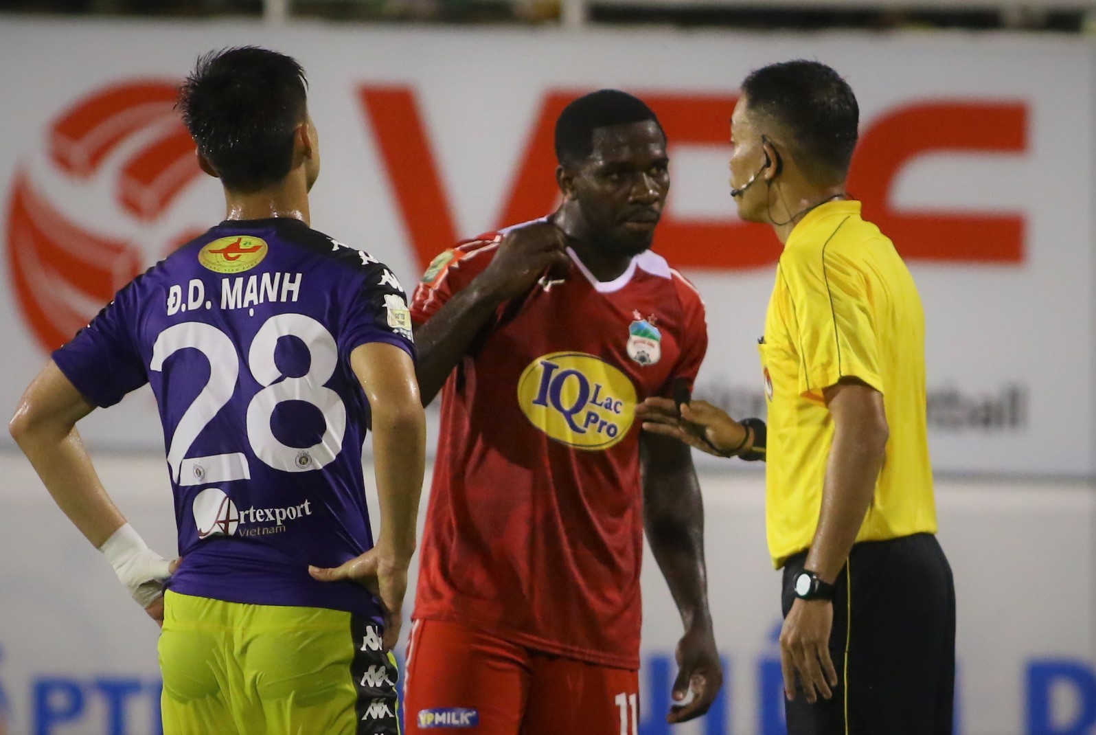 Vòng 11 V-League 2018: HAGL và SLNA tổn thất nặng về lực lượng - Bóng Đá