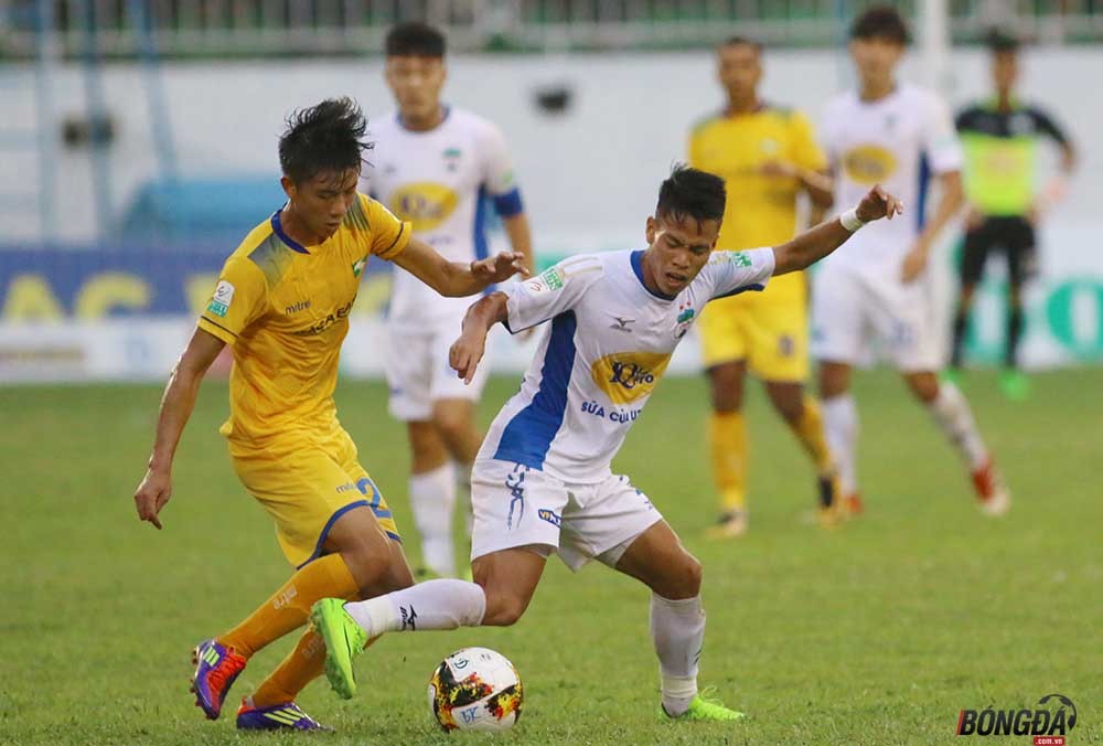 TRỰC TIẾP Vòng 20, SLNA vs HAGL 3-1:( H2) A Hoàng mắc sai lầm, SLNA có bàn thắng thứ 3 - Bóng Đá