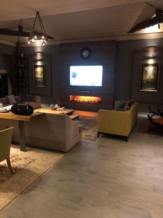 Ghen tỵ với căn biệt thự triệu đô của Maradona tại Belarus - Bóng Đá