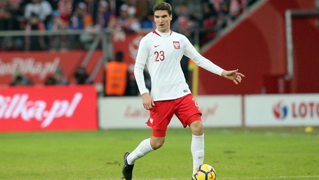 Ham lập siêu phẩm, sao Ba Lan đối diện nguy cơ lỡ World Cup - Bóng Đá